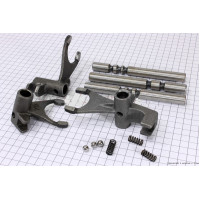 Вилки трансмиссии в сборе (3шт) 81-1 (R180/R190/R195) Вилки трансмиссии в сборе (3шт) 81-1 (R180/R190/R195)